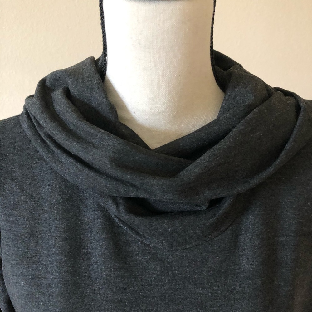 Ralph Lauren Cowlneck Pullover size M